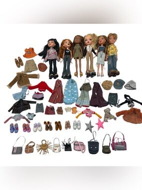VTG Bratz Doll Lot + Clothes Accessories Shoes Jackets Bags 2001-2002 Y2K
